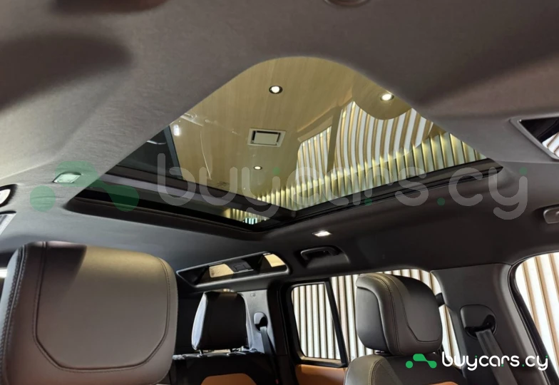 Land Rover Defender Grey