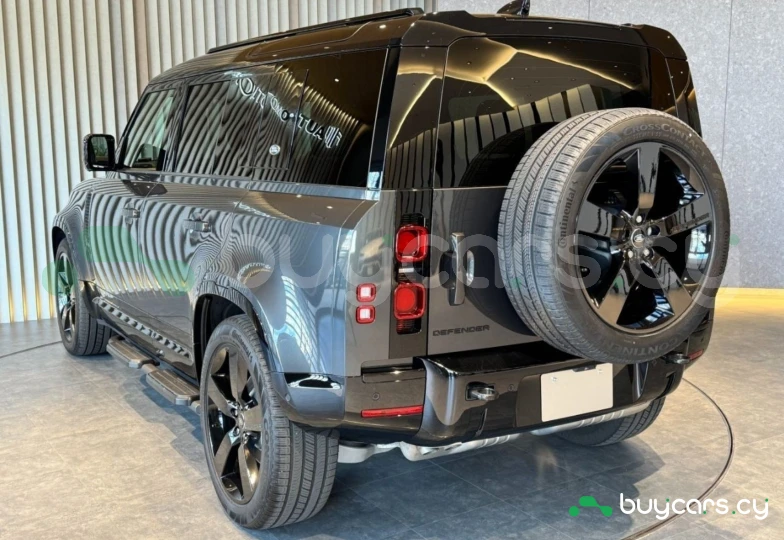 Land Rover Defender Grey