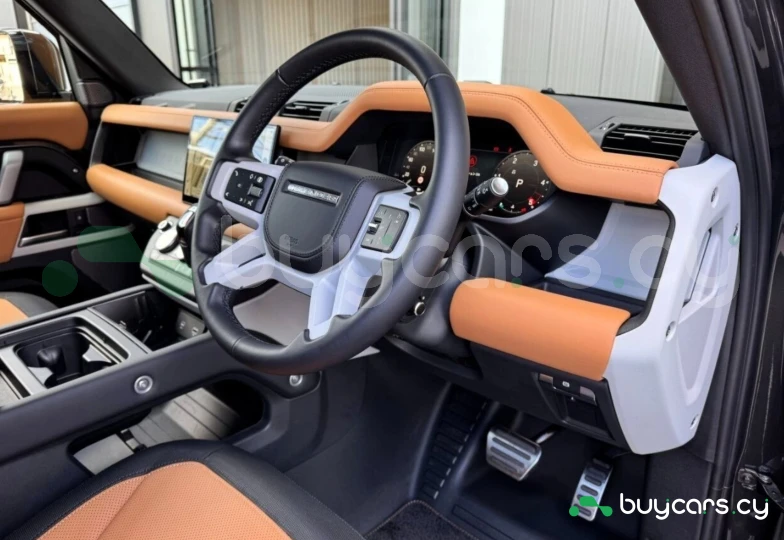 Land Rover Defender Grey