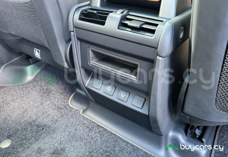 Land Rover Defender Grey