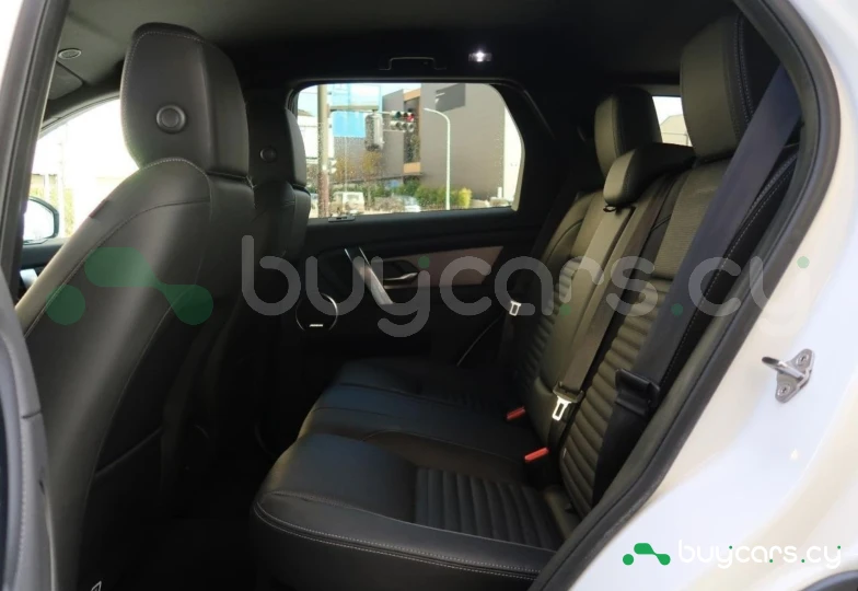 Land Rover Discovery Sport White