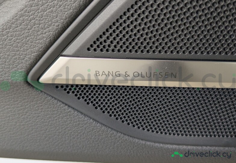Audi A8 White