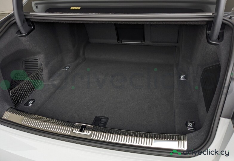 Audi A8 White