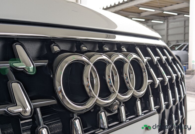 Audi A8 White