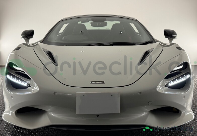 McLaren 750S White