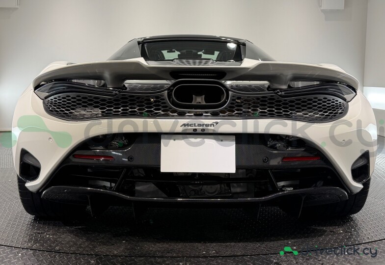 McLaren 750S White