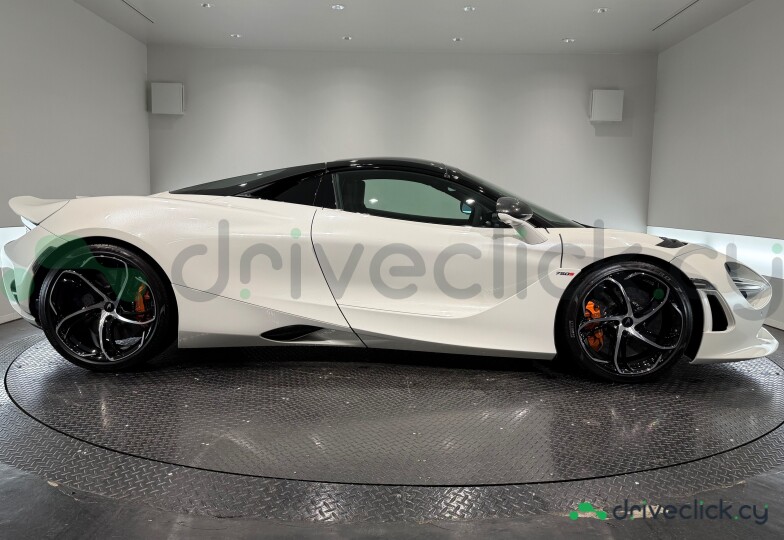 McLaren 750S White