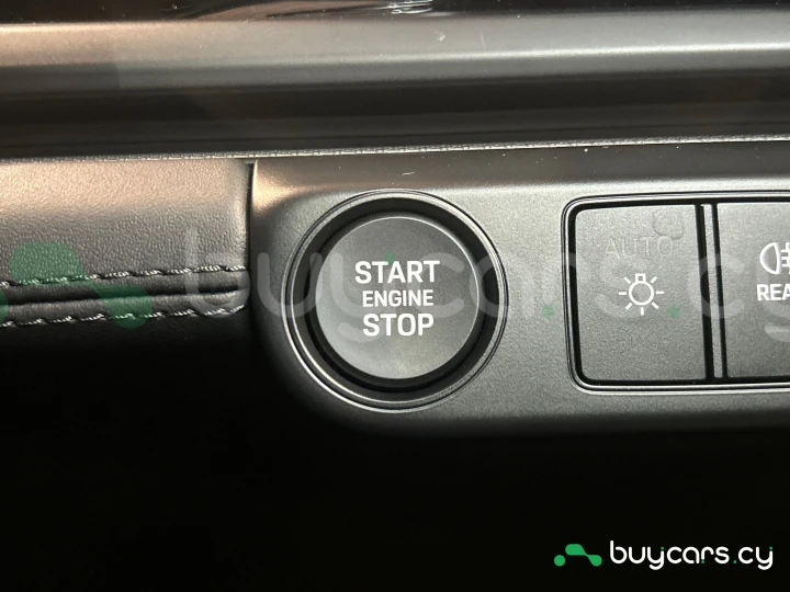 Porsche Panamera Белый