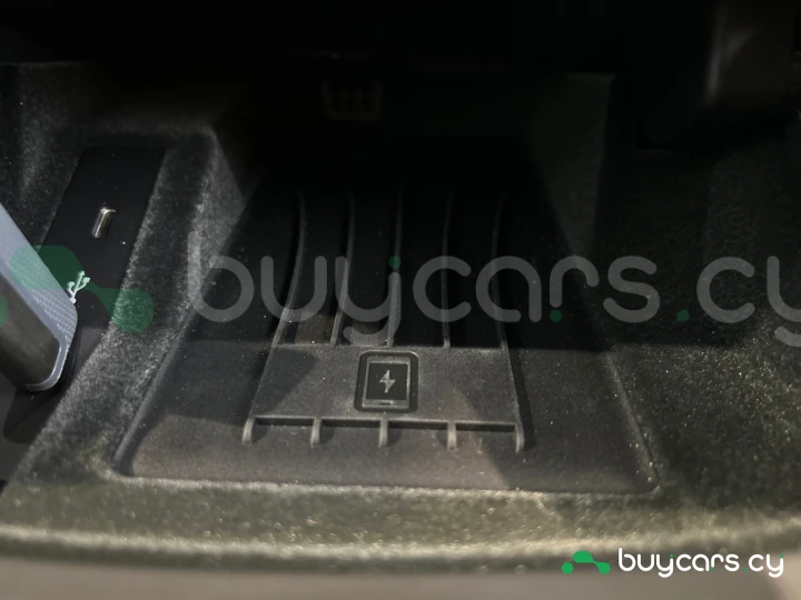 Porsche Panamera Белый