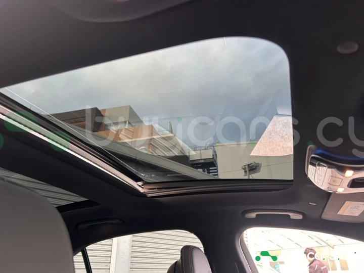 Mercedes C-class Blue