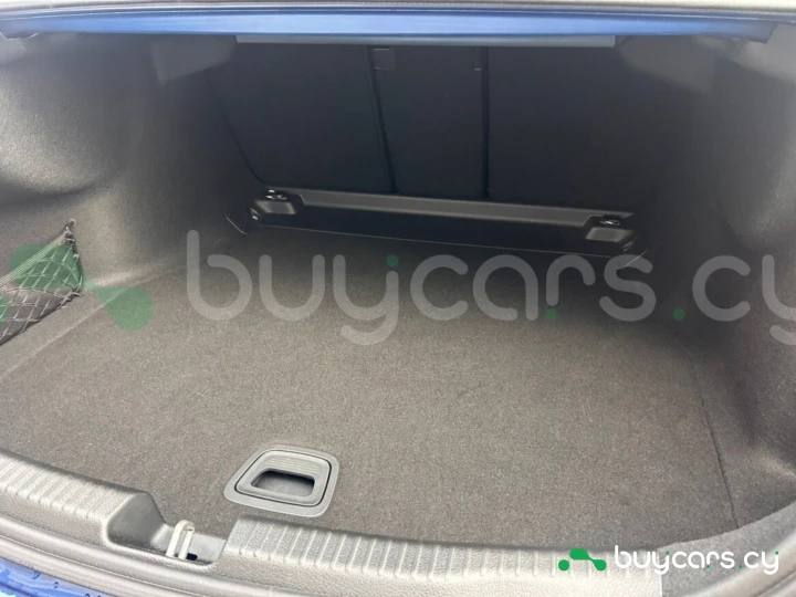 Mercedes C-class Blue