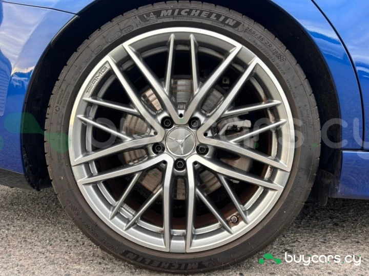 Mercedes C-class Blue