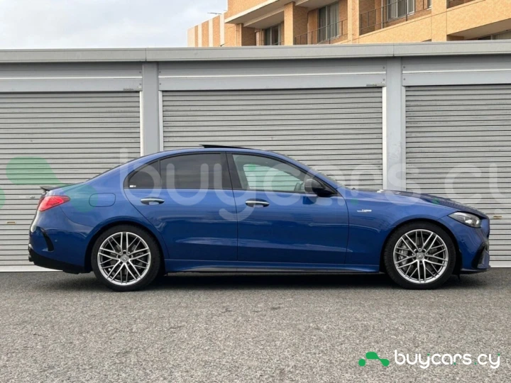 Mercedes C-class Blue