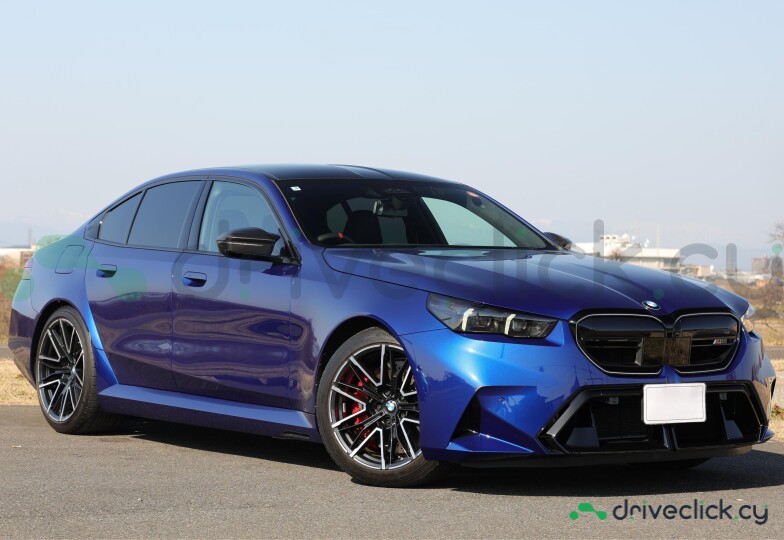 BMW M5 Синий