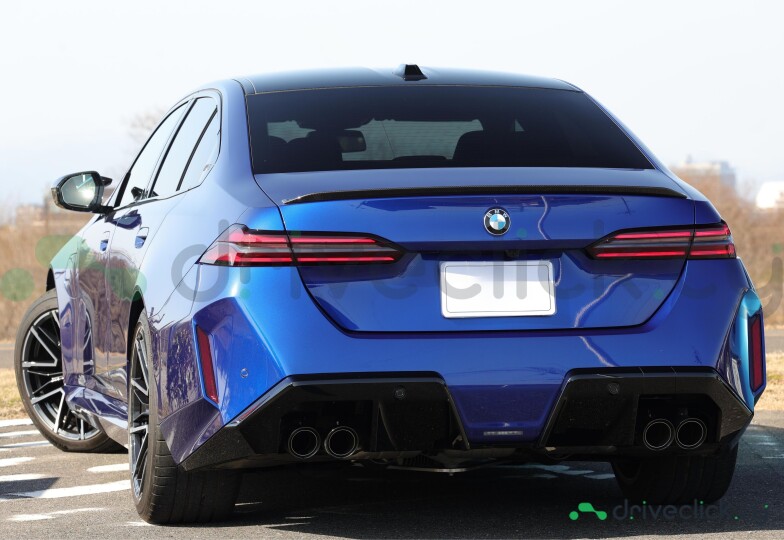 BMW M5 Синий