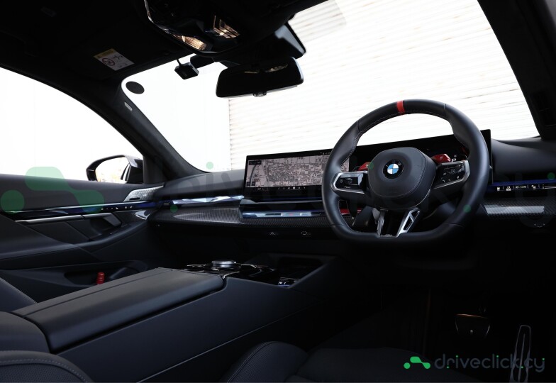 BMW M5 Синий