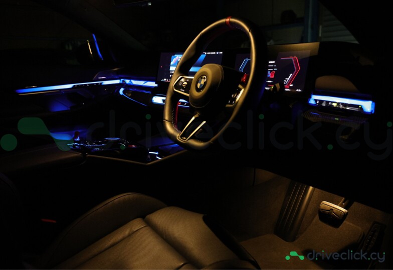 BMW M5 Синий