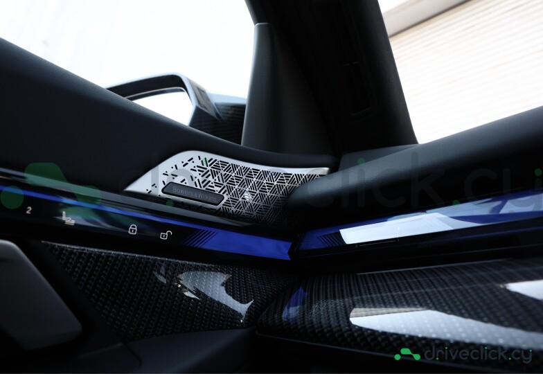 BMW M5 Синий