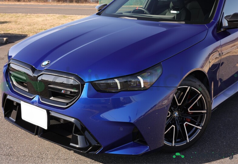 BMW M5 Синий