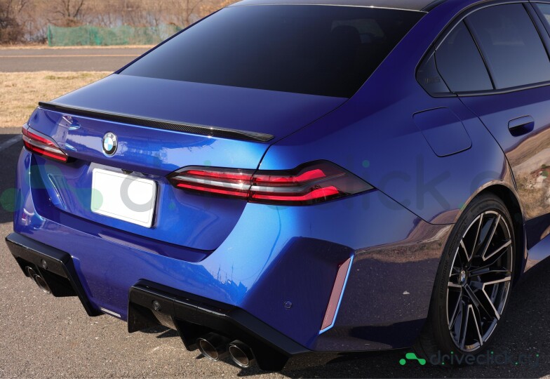 BMW M5 Синий