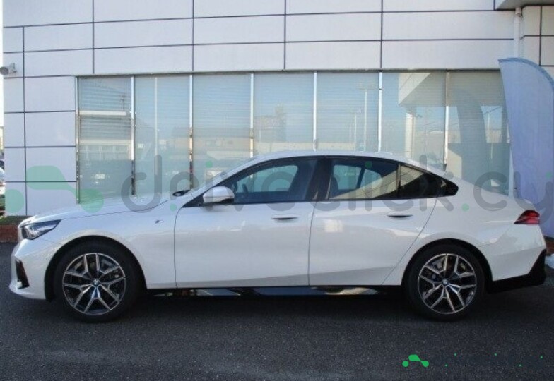 BMW 5 series White