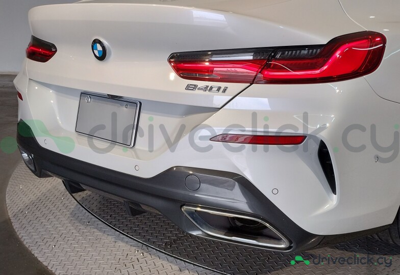 BMW 8 series White