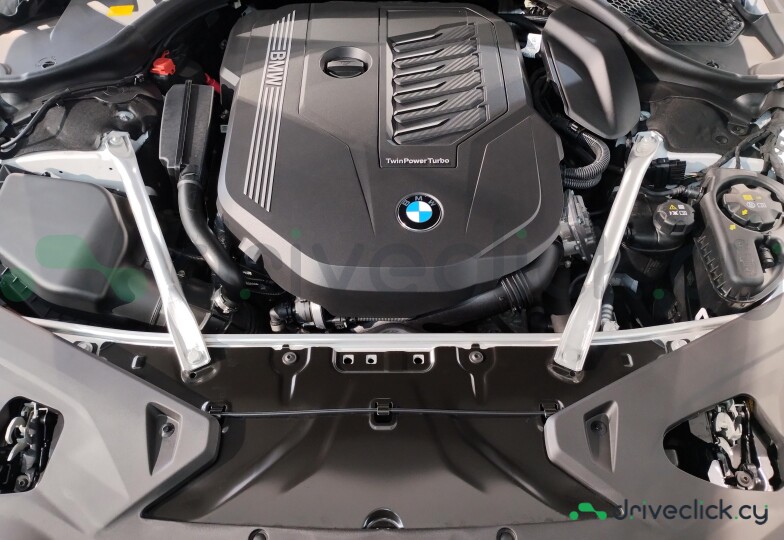 BMW 8 series White