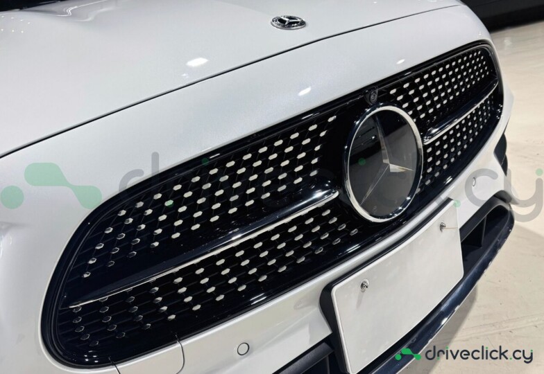 Mercedes E-class White