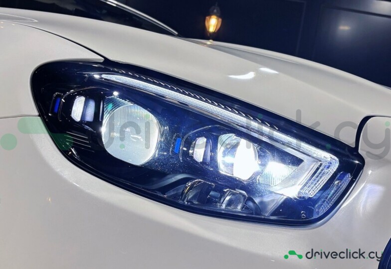 Mercedes E-class White