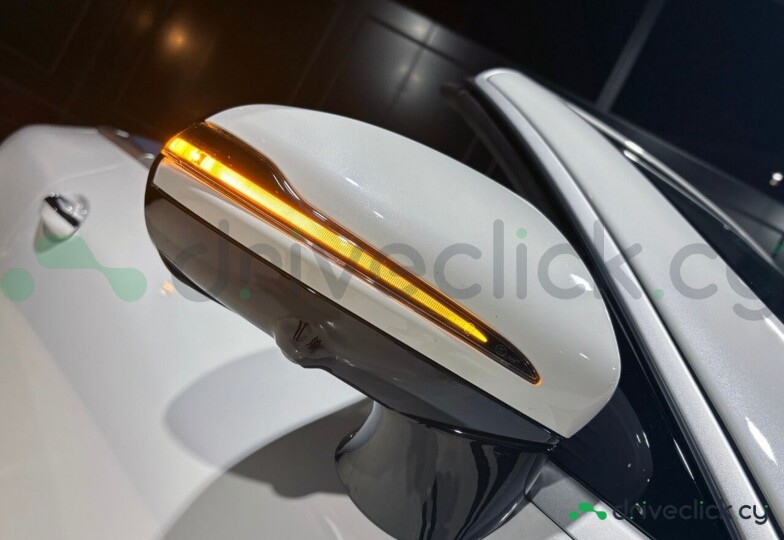 Mercedes E-class White