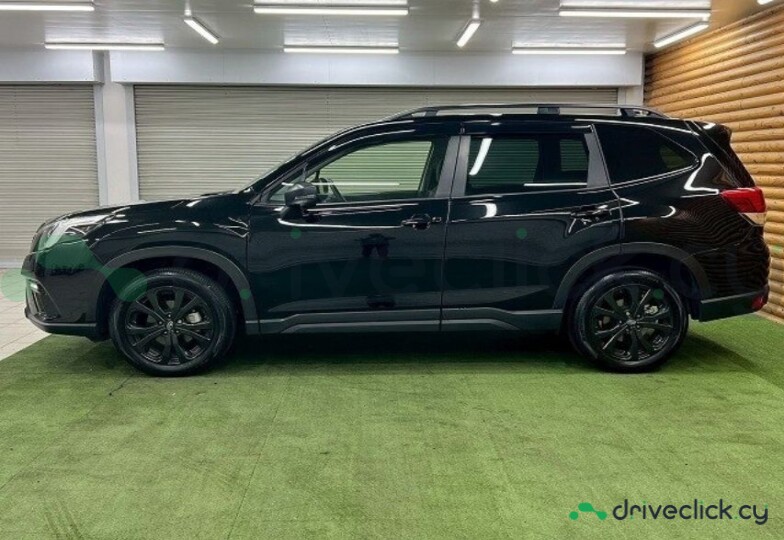 Subaru Forester Black