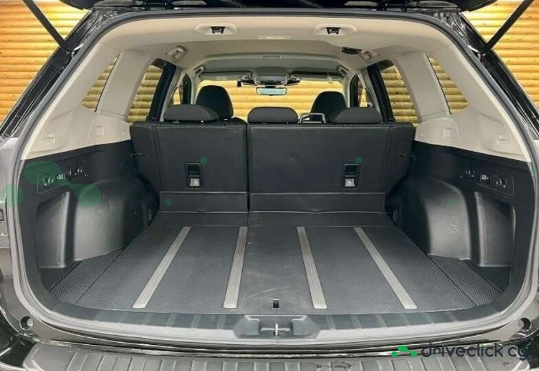 Subaru Forester Black