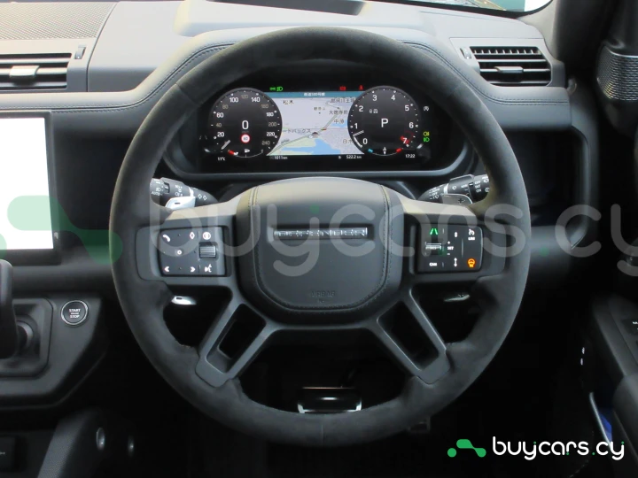 Land Rover Defender Черный