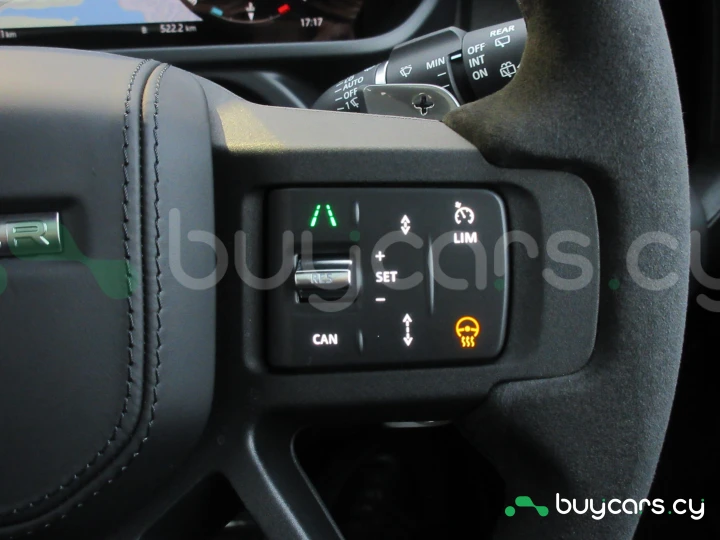 Land Rover Defender Черный