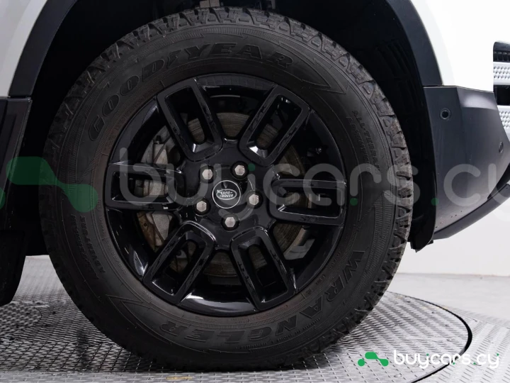 Land Rover Defender White