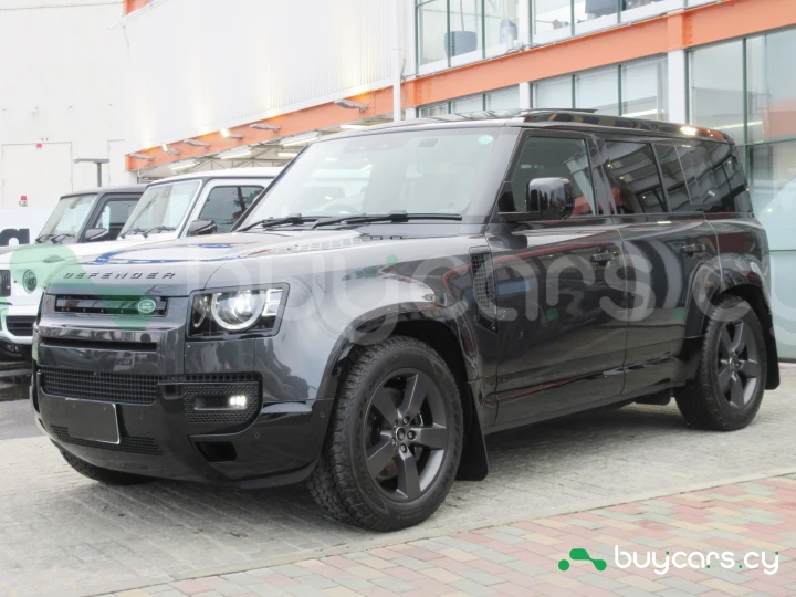 Land Rover Defender Черный