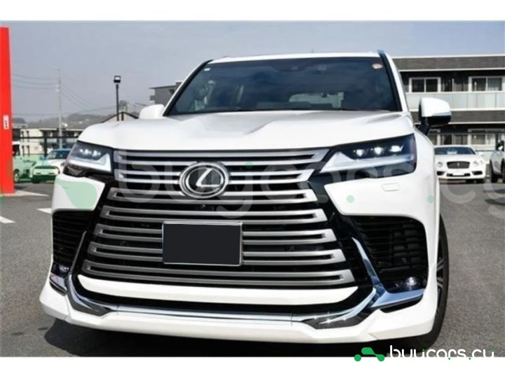 Lexus LX White