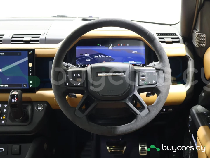 Land Rover Defender Black