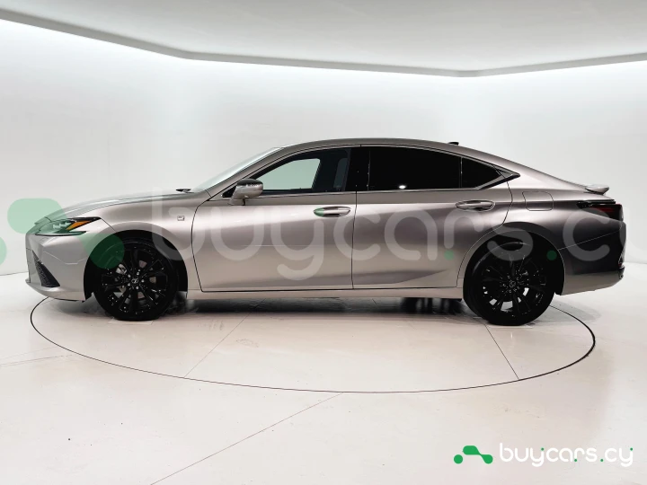 Lexus ES Grey