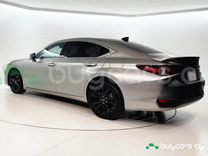Lexus ES Grey