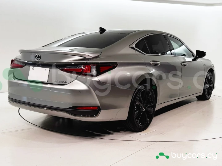Lexus ES Grey