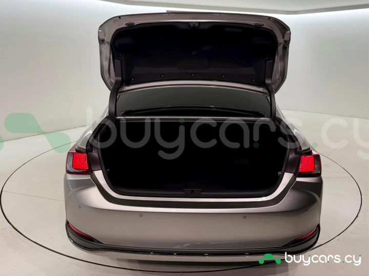 Lexus ES Grey