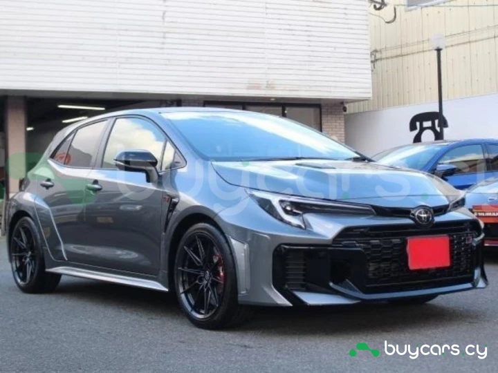 Toyota GR Corolla Серый