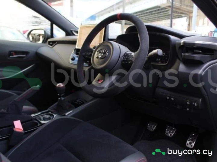 Toyota GR Corolla Серый