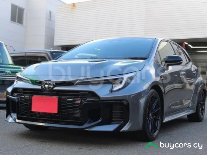 Toyota GR Corolla Серый