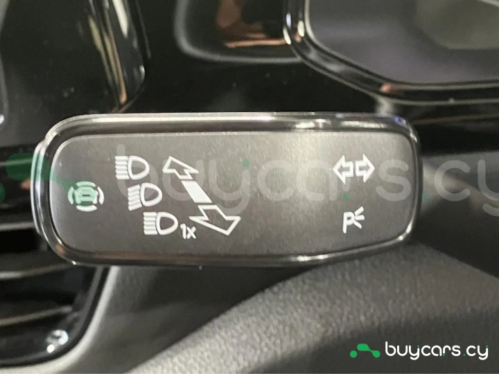 Volkswagen T-Roc Blue