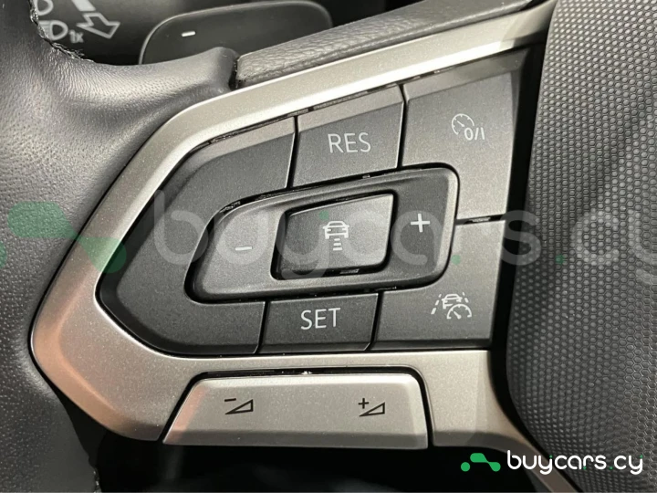 Volkswagen T-Roc Blue