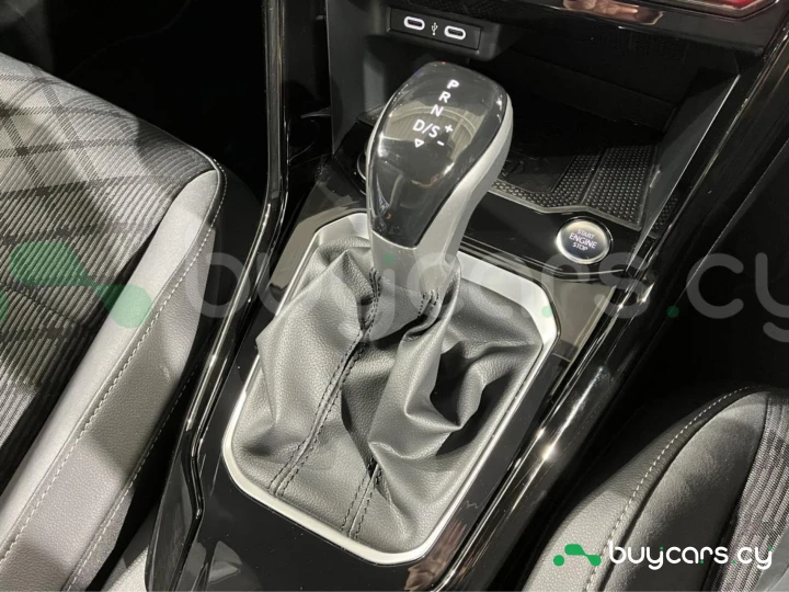 Volkswagen T-Roc Blue