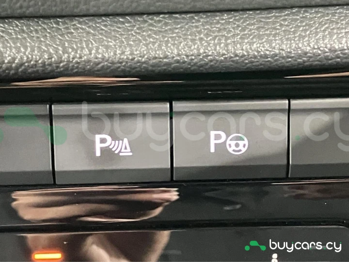 Volkswagen T-Roc Blue