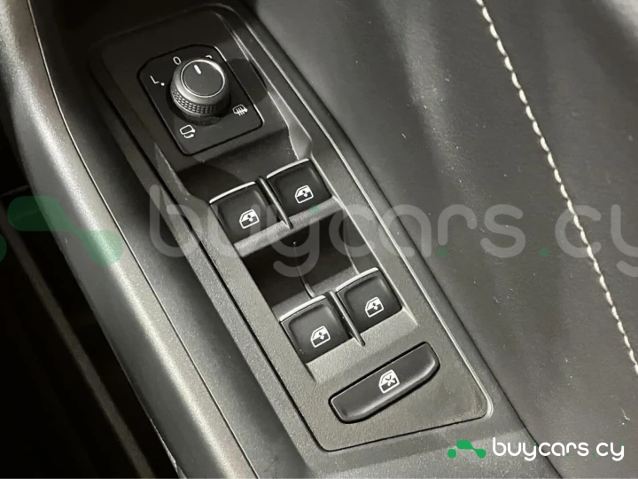 Volkswagen T-Roc Blue